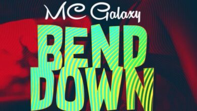 mc galaxy bend down.jpg