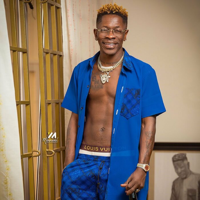 shatta wale we deh inside aacehypez net mp3 image.jpg